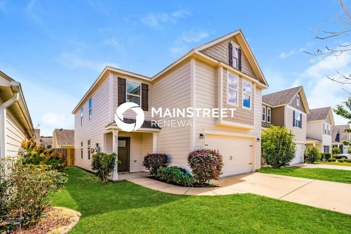 855 Hawthorn Ln - Photo 2 of 19