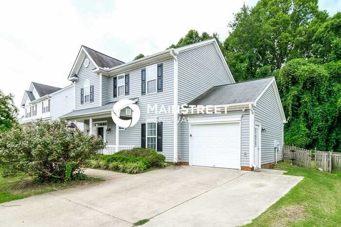 339 Walden Ridge Ct - Photo 2 of 17