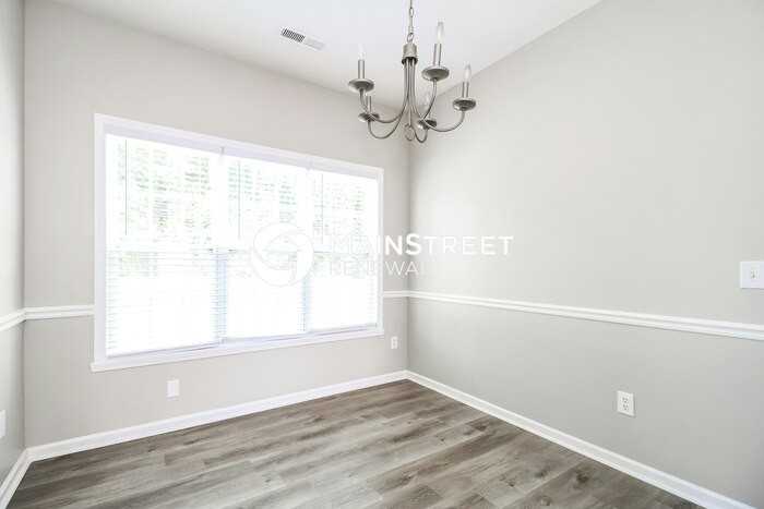 339 Walden Ridge Ct - Photo 5 of 17