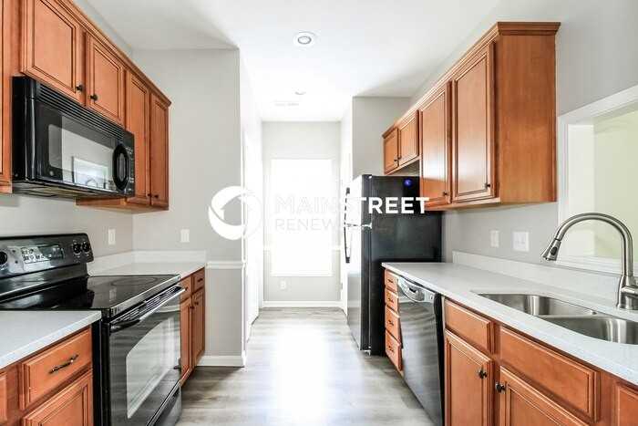 339 Walden Ridge Ct - Photo 6 of 17