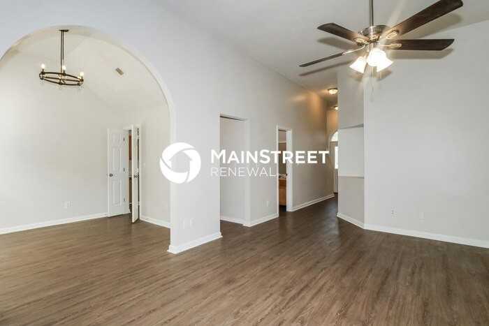 4451 Lunsford Drive - Photo 5 of 19