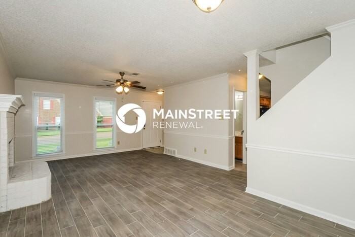 7293 Schilling Cove East - Photo 4 of 19