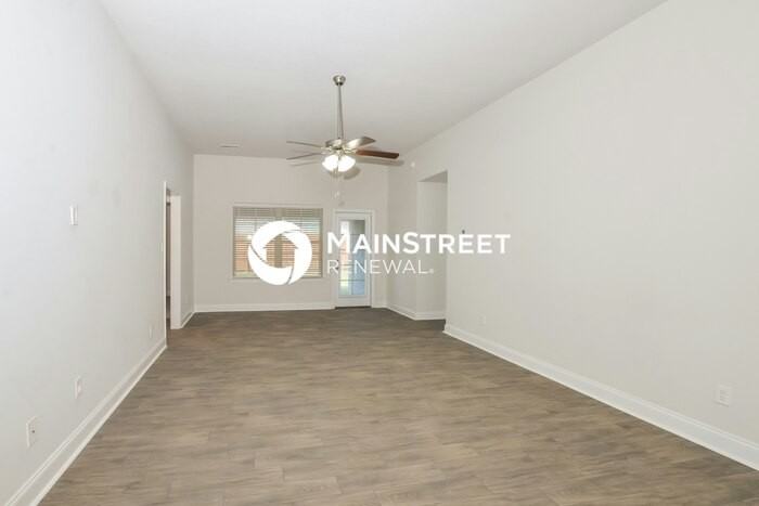 7826 Ferndale Dr - Photo 2 of 18