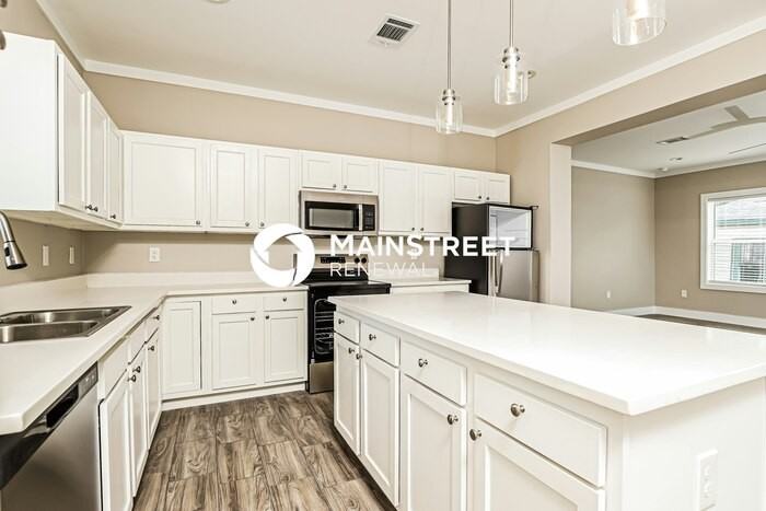 839 Perez St - Photo 7 of 18