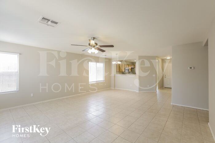 8216 E Osage Ave - Photo 3 of 15