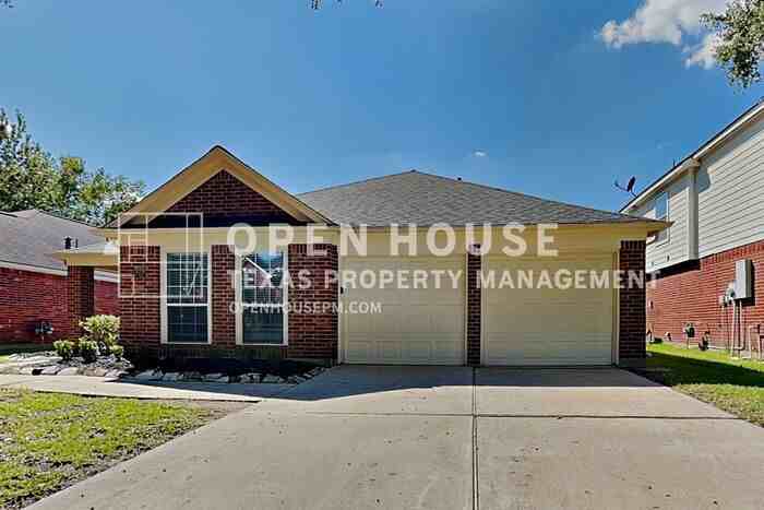 3707 Cane Lake Dr - Photo 2 of 25