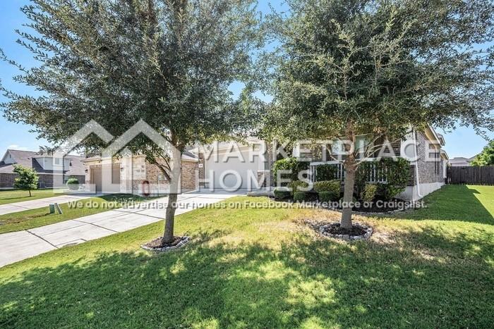 1934 Sunspur Road - Photo 3 of 27