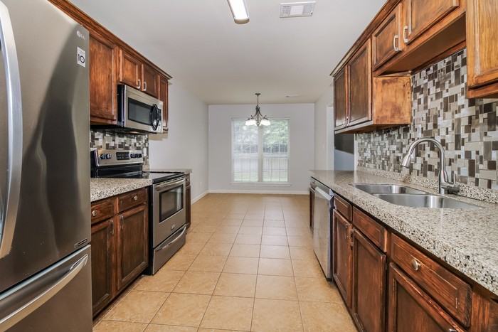 362 Meadow Creek Dr - Photo 6 of 12