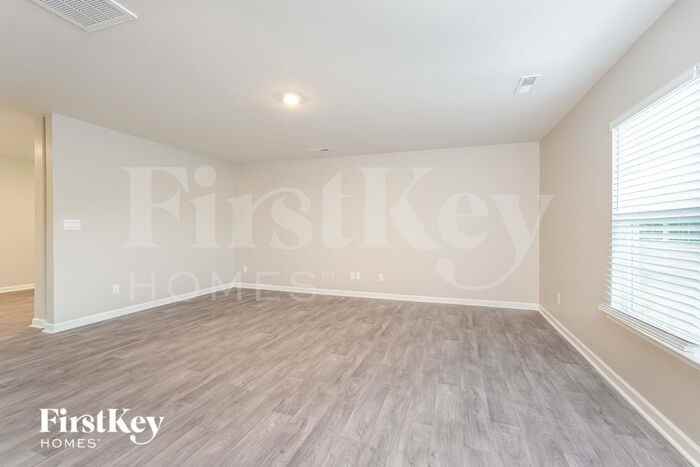 133 Expansive Dr - Photo 2 of 19