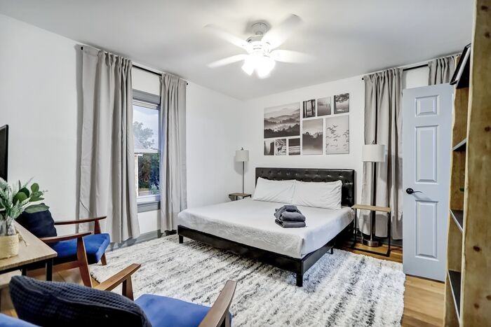 136 Phelps St #4 - Photo 7 of 17