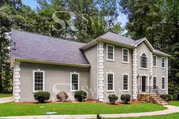 5965 Canaan Woods Drive Southwest - Photo 2 of 15