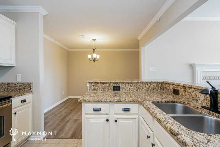 3000 Huntington Ct - Photo 6 of 12