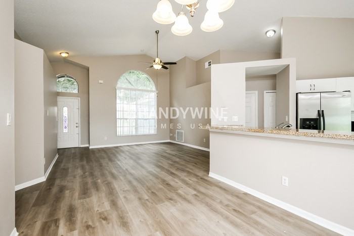 1003 Dorking Way - Photo 7 of 20