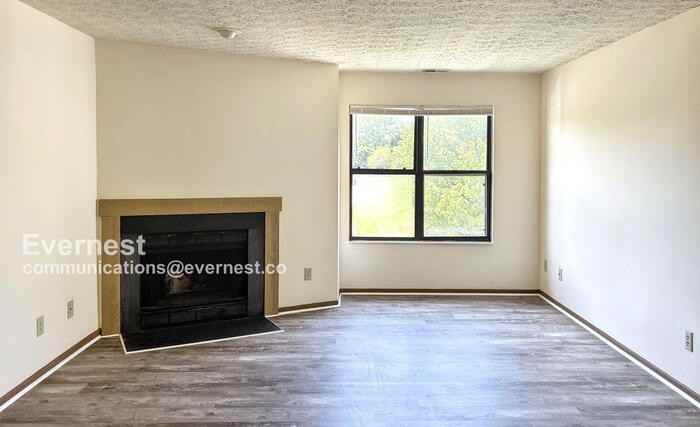 2705 Greystone Dr #D - Photo 4 of 17