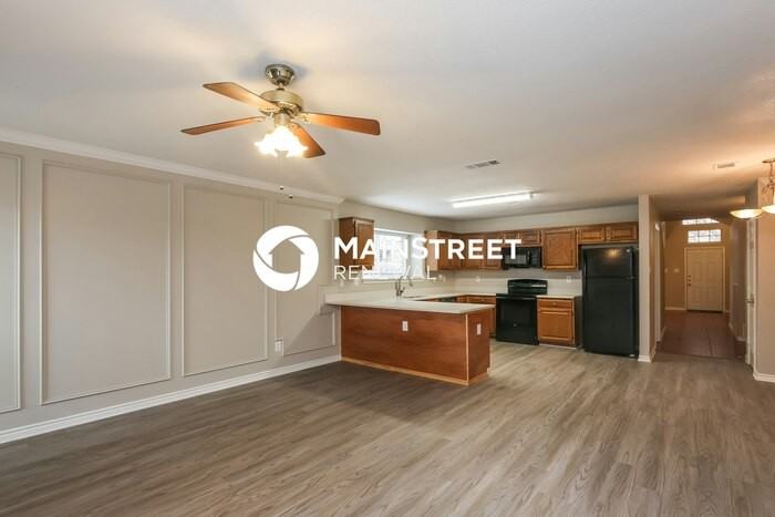 1519 Allen Dr - Photo 3 of 16