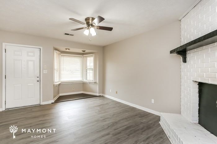 8 Silverwood Dr - Photo 4 of 14