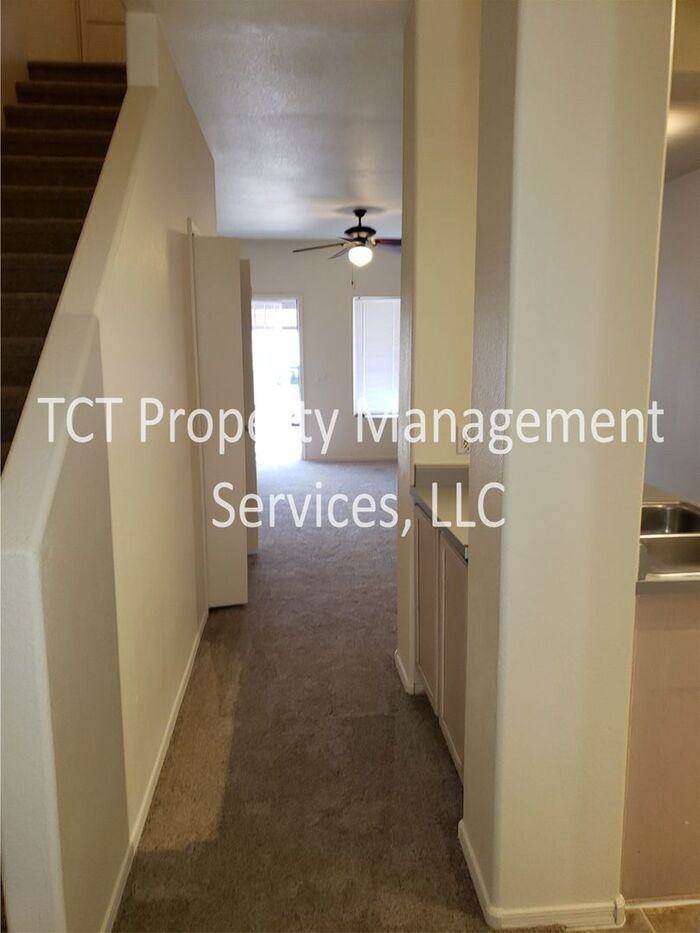 1961 N Hartford St #1186 - Photo 4 of 12