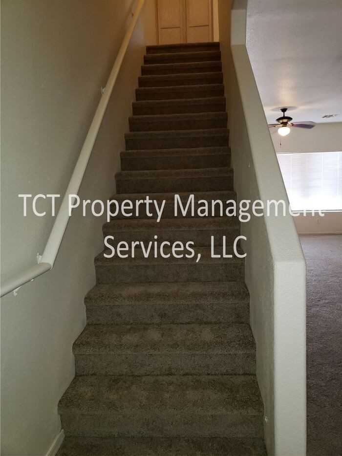 1961 N Hartford St #1186 - Photo 5 of 12