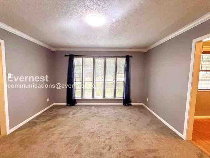 903 Bristol Dr - Photo 7 of 18