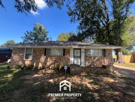 4637 Newton Dr - Photo 1 of 1