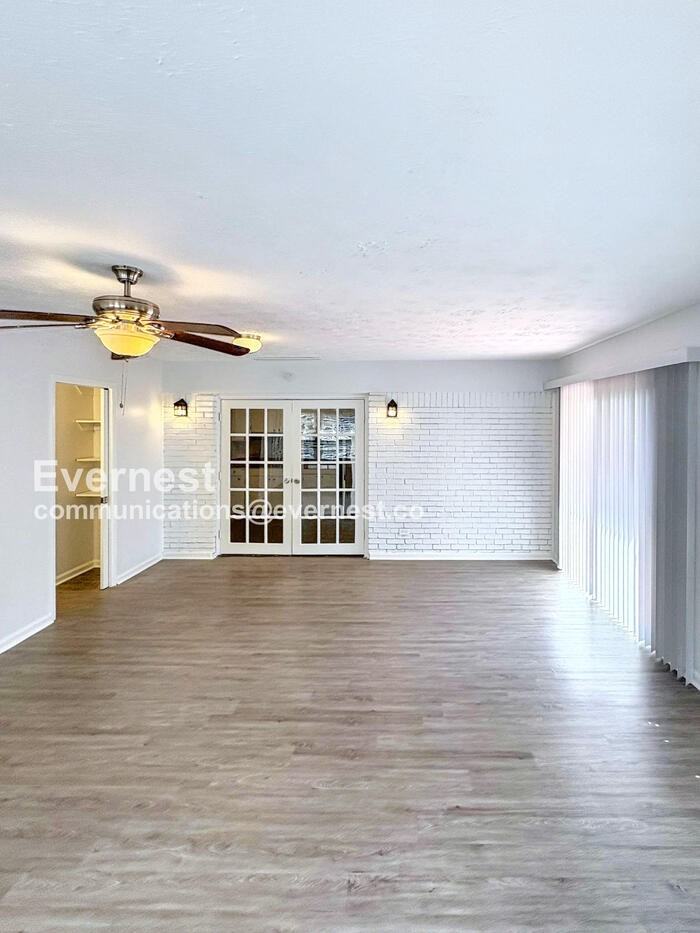 3963 Bouldercrest Rd - Photo 7 of 26