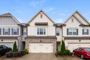 featured image of 1215 Spring Marsh Ct