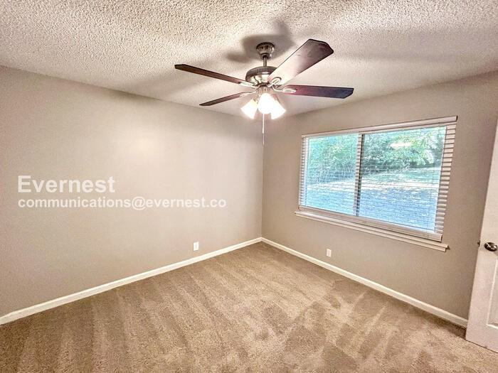 4228 Valley Grove Drive - Photo 7 of 21