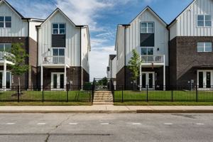 featured image of 5657 Sofias Cir