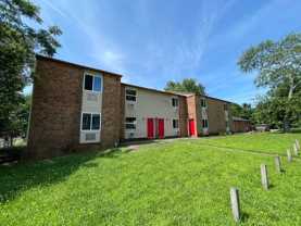 405 W Graham St #1 - Photo 1 of 1