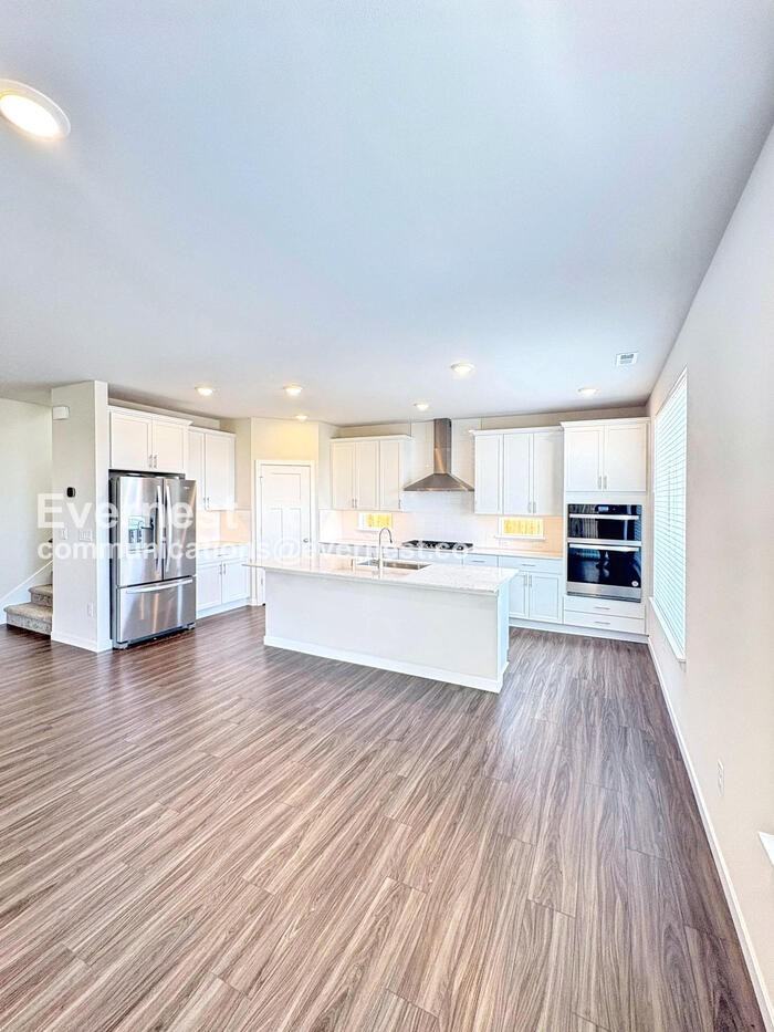 13312 183rd Street Ct E - Photo 4 of 30