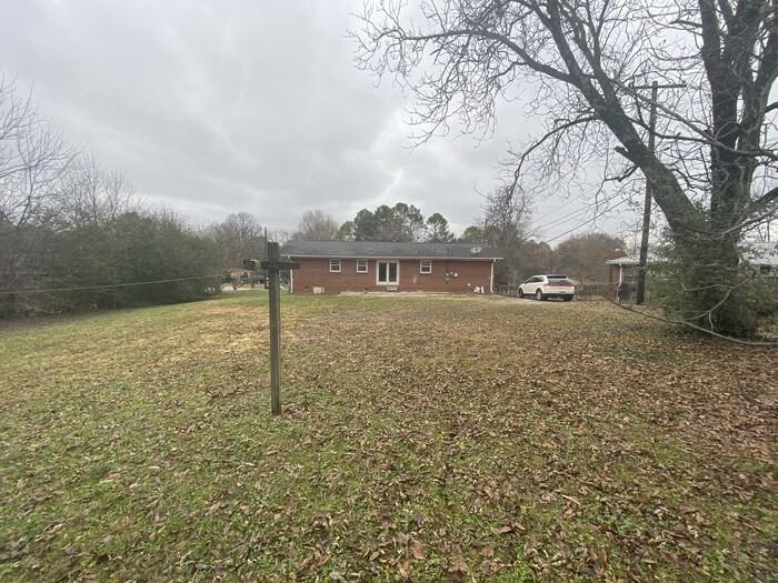 3803 Mastin Lake Rd Nw - Photo 3 of 10