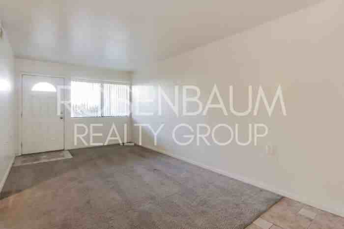 455 W Kelso St #129 - Photo 4 of 17