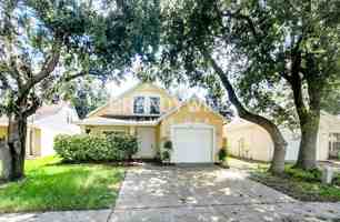 featured image of 323 Summer Sails Dr