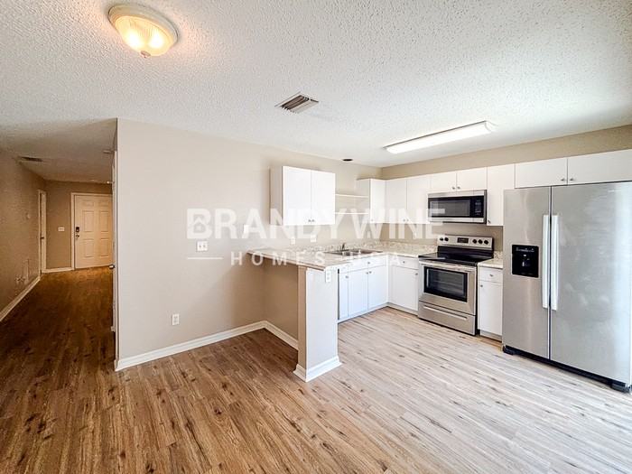 323 Summer Sails Dr - Photo 7 of 24