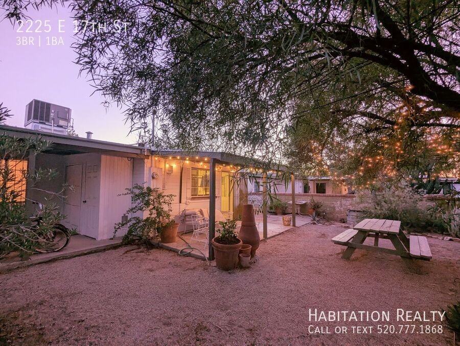 2225 E 17th St - Photo 3 of 23