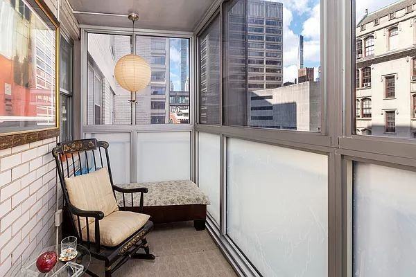 150 E 69th St #6D - Photo 5 of 18