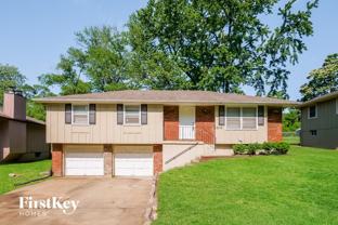 6712 Manchester Ave - Photo 1 of 1