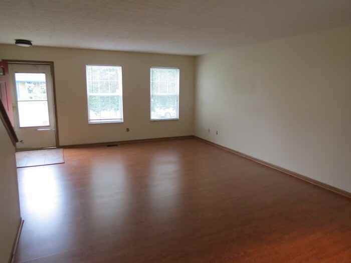 268 Chatterly Lane - Photo 2 of 11