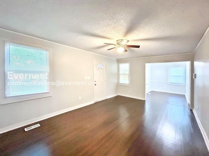 2004 Bader Ave Sw - Photo 2 of 19