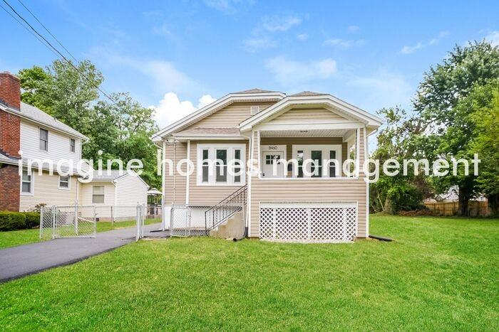 8460 Saint Clair Ave - Photo 3 of 18