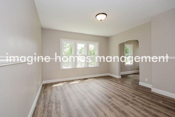 8460 Saint Clair Ave - Photo 7 of 18