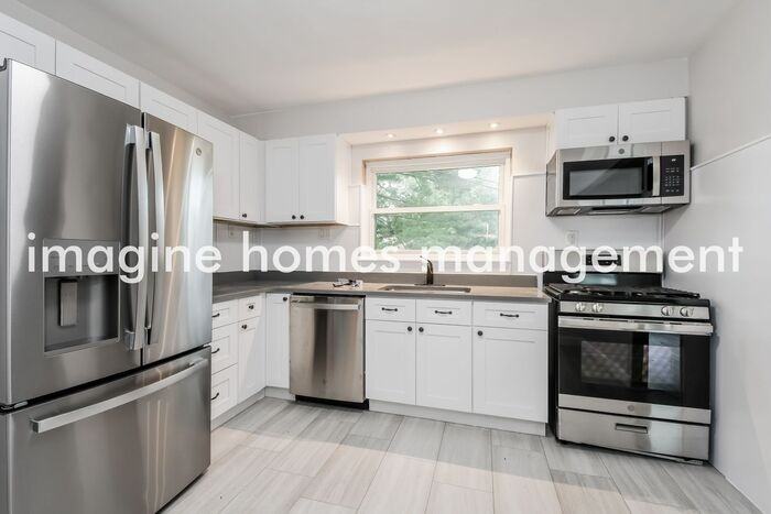 9132 Jonmar Ct - Photo 5 of 13