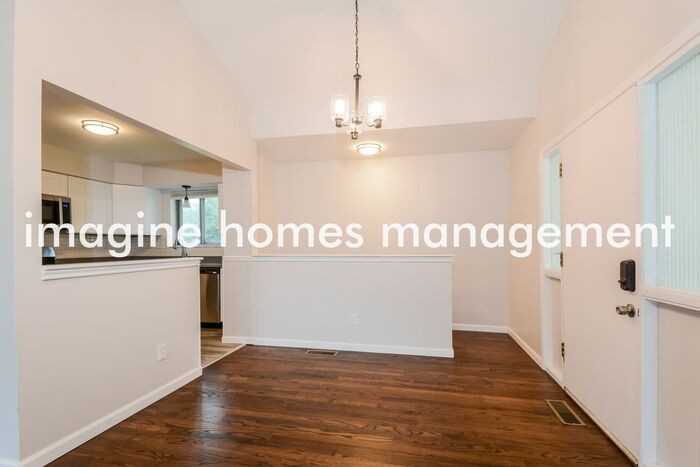 11228 Fawnway Dr - Photo 4 of 12