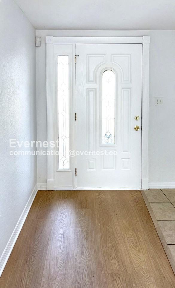 1535 Toledo Street - Photo 2 of 25