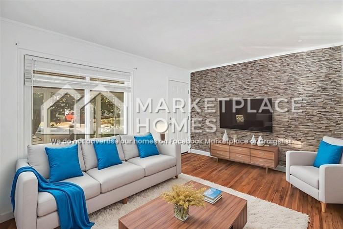 8290 Stout St - Photo 6 of 24