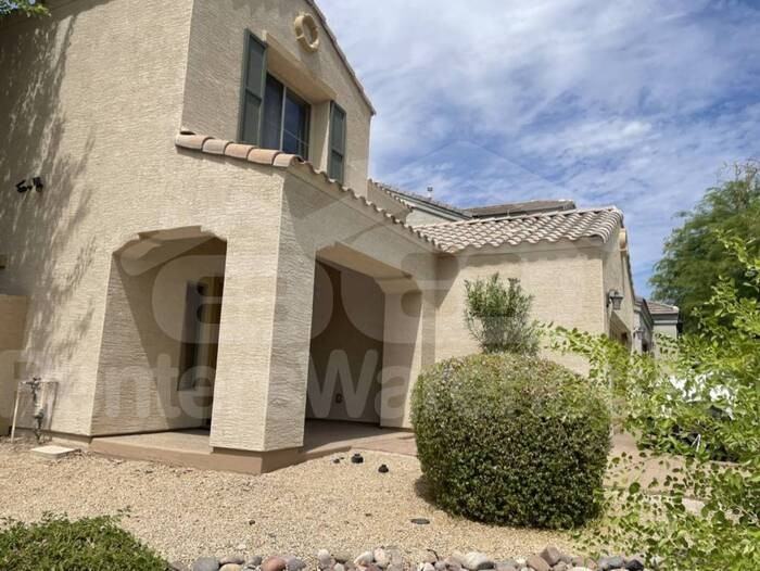 2328 W Skinner Dr - Photo 2 of 44