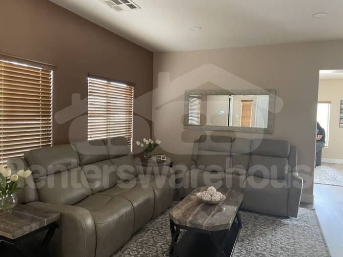 2328 W Skinner Dr - Photo 5 of 44