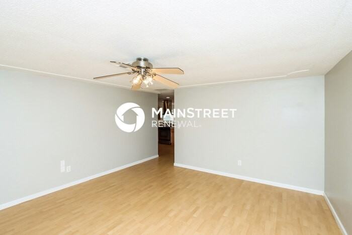 3342 Alice Street - Photo 4 of 16