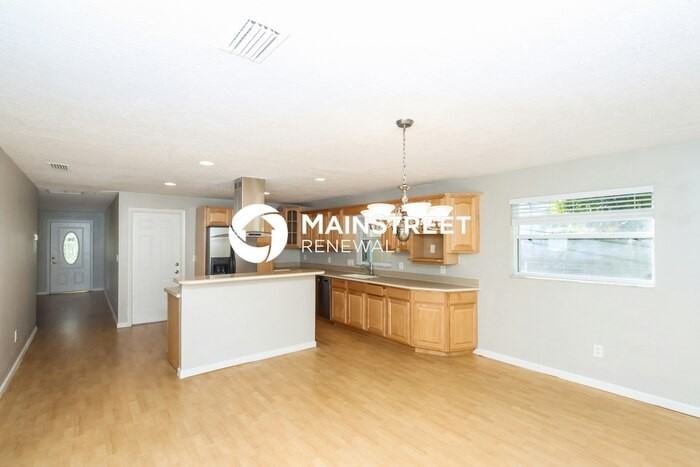 3342 Alice Street - Photo 5 of 16