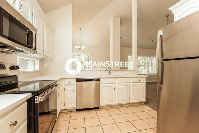 1212 Pineview Ln - Photo 6 of 17